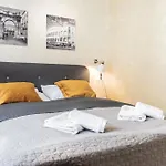 L&b Amphitheater Apartament *