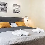 L&b Amphitheater Apartament *