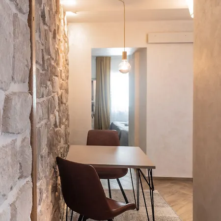 Apartman L&b Amphitheater